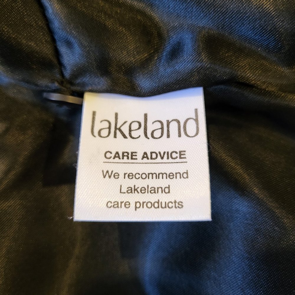 Lakeland Black Suede Leather Sleeveless Top, Lasercut Details, Size US 8, EUC - Picture 12 of 12